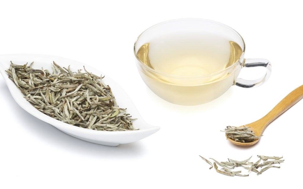Trà Trắng – Tinh Khiết Như Sương Mai Đầu Hạ