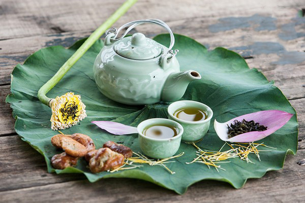 Trà lá sen – Hỗ trợ giảm cân, làm mát gan